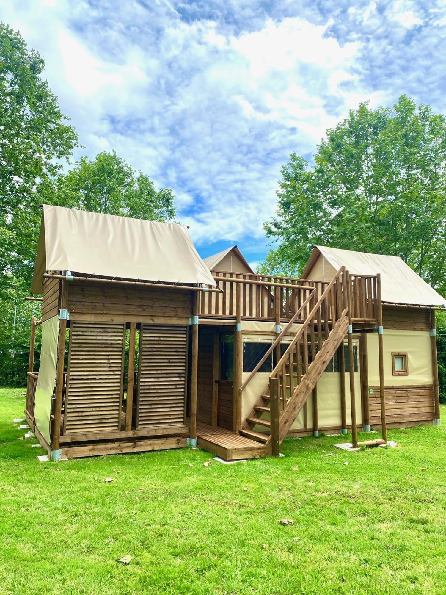 Camping De Thoissey *** Экстерьер фото