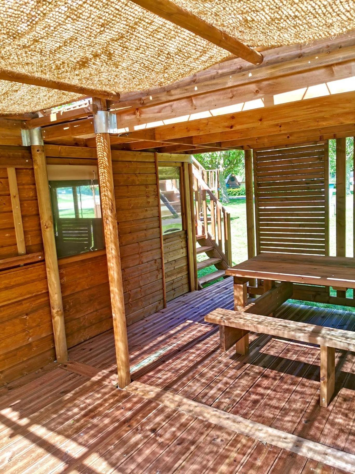 Camping De Thoissey *** Экстерьер фото