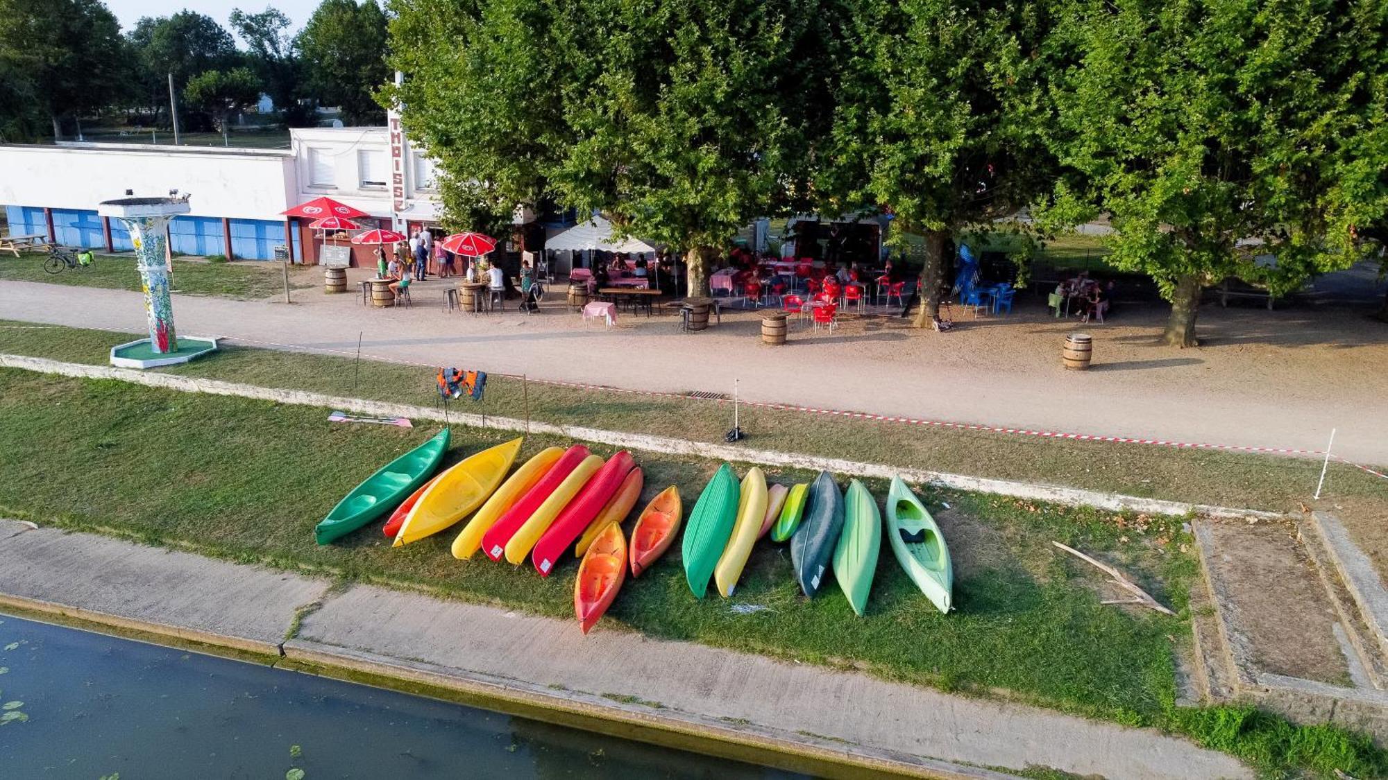 Camping De Thoissey *** Экстерьер фото