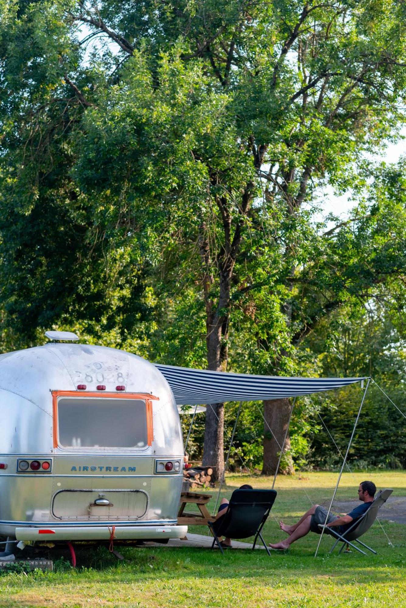 Camping De Thoissey *** Экстерьер фото